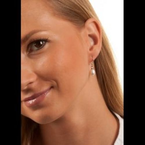 Drop Earrings With Oval White Pearl